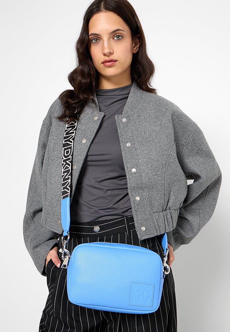 DKNY Bandolera - Imagen 2