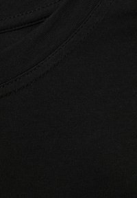 Reiss REGULAR FIT - MORGAN SLEEVE - Lihtne T-särk - black