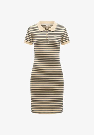 Beżowa i czarna sukienka polo w poziome paski, z krótkim rękawem, trzema guzikami przy dekolcie oraz małą kieszonką na piersi.