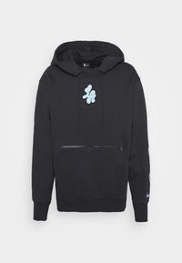 Sudadera negra con un bolsillo frontal con cremallera, logo "LA" bordado en azul claro, capucha con cordón y mangas ajustadas.