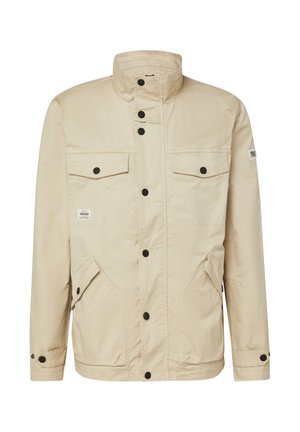 Beżowa lekka kurtka z kołnierzem stojącym, czarnymi zatrzaskami z przodu, dwoma kieszeniami na klatce piersiowej z patkami i dwoma dolnymi kieszeniami z patkami i guzikami.