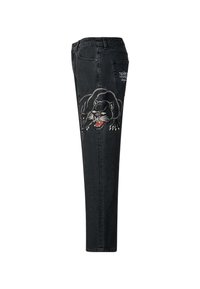 Jeans de mezclilla negra con corte ajustado, que presentan un gran diseño bordado de un pantera en la pierna izquierda y un pequeño logo en el bolsillo trasero.