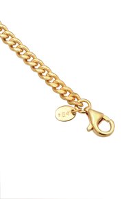 Goldene Kettenarmband mit miteinander verbundenen Gliedern, ausgestattet mit einem Karabinerverschluss und einem kleinen runden Anhänger, der mit "925" und einem Logo graviert ist.