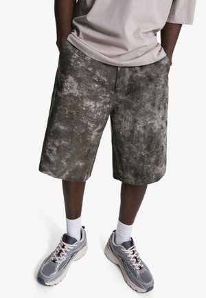 Bershka MULTI-PIECE - Trainers - grey