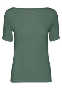 Top verde a maniche corte con scollatura ampia, realizzato in tessuto morbido, caratterizzato da una forma aderente e una texture liscia. Nessun motivo o dettaglio.