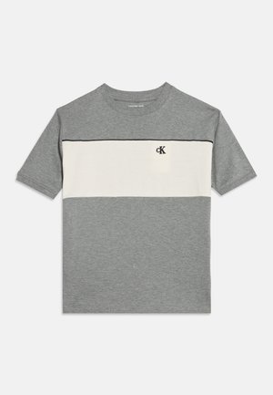 Calvin Klein Jeans, - T-shirt z nadrukiem