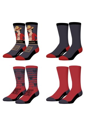 Quatre paires de chaussettes en noir, gris et rouge ; deux présentent des motifs de personnages One Piece et de logos de crâne, deux sont de couleur unie avec des accents rouges ou noirs.