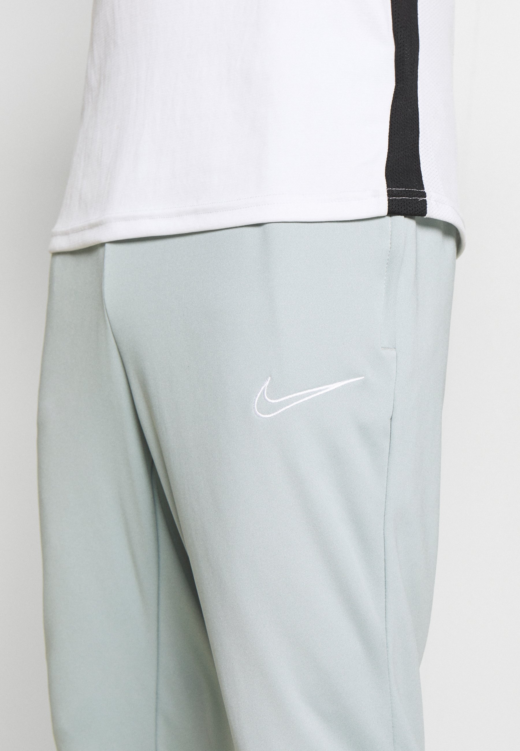 customize nike sweat suits