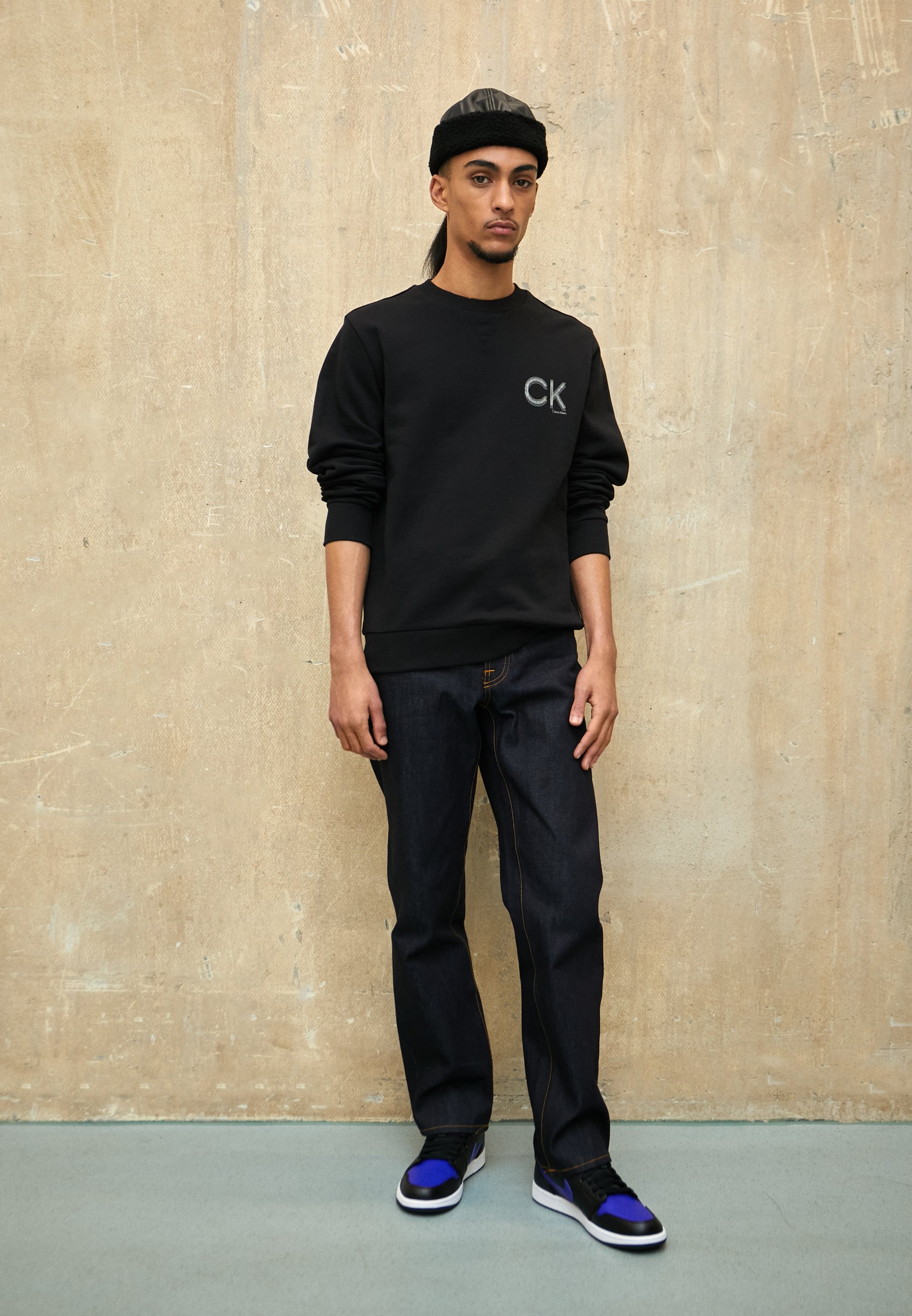Calvin klein sweatshirt mens black best sale