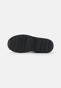 Camper NORTE - Stivaletti stringati - black