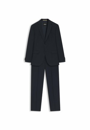 Marineblå jakkesæt med en enkeltknaps blazer med klapkrave, sidelommer og matchende flade bukser. Fremstillet af tekstureret stof.