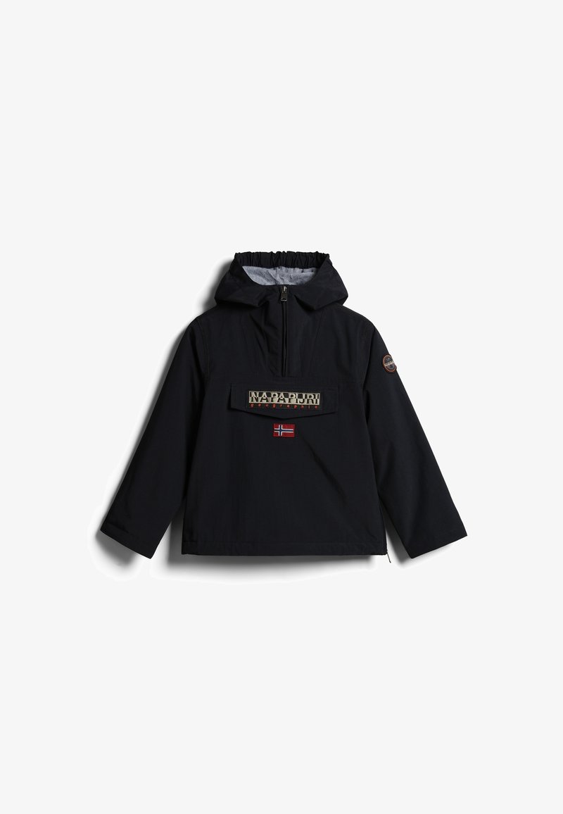 Veste anorak à enfiler noire avec capuche, fermeture éclair devant, écusson logo Napapijri et emblème du drapeau norvégien sur le rabat de la poche avant.