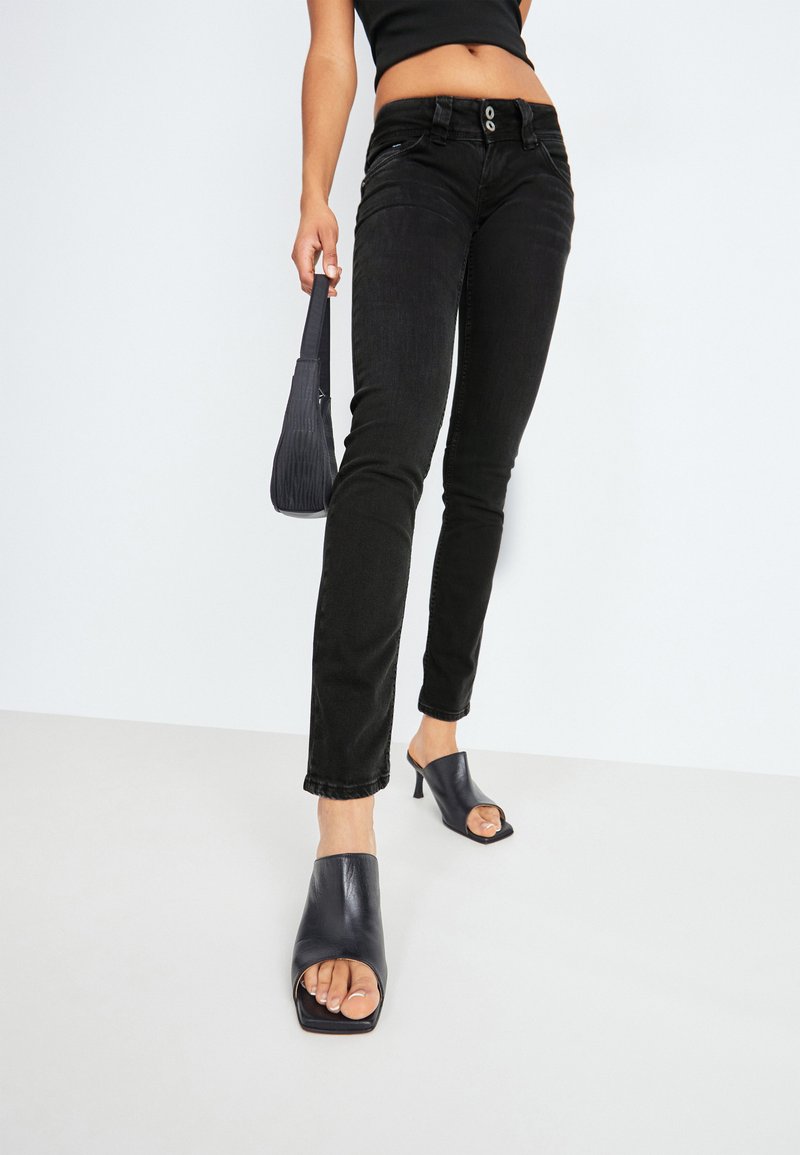 Pepe Jeans VENUS - Jeans a sigaretta - rinsed denim/délavé - Zalando.it