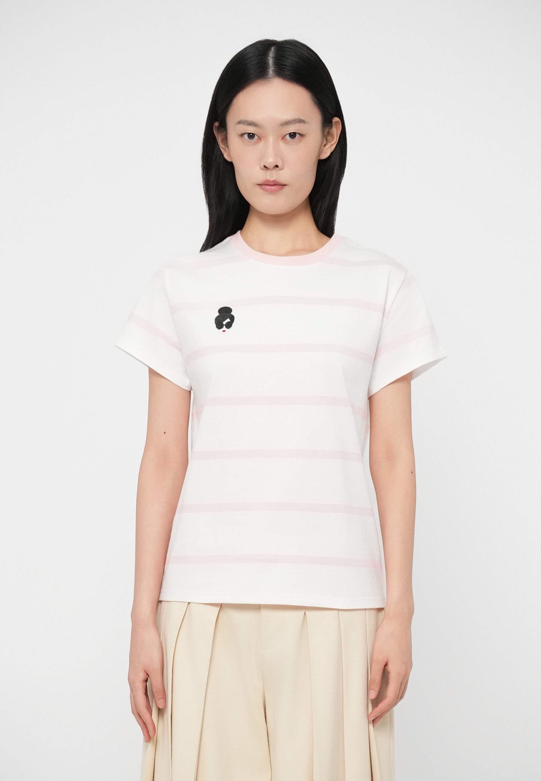 Alice + Olivia ALVERA STACE FACE TEE - Print T-shirt - off white