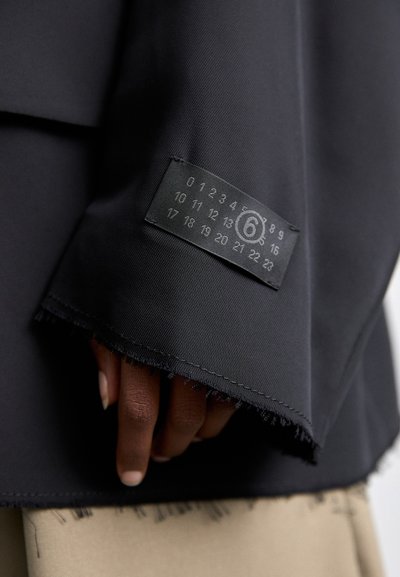 MM6 Maison Margiela JACKET - Korte frakker - black