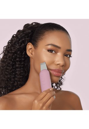GESKE, MICROCURRENT SKIN SCRUBBER BLACKHEAD REMOVER 9 IN 1 - Huidverzorgingstool - pink