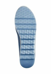 Suela de goma azul con patrón hexagonal texturizado y surcos diagonales; presenta un borde blanco liso y el nombre de la marca en relieve.