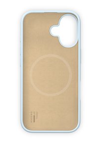 Lys blå telefondeksel med en jevn, matt gyllenbrun innside. Har et sirkulært område for trådløs lading og trykte merkedetaljer.