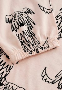 Next REGULAR FIT SET - Pidžame - ecru cream sketchy dog