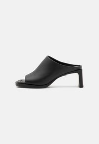 MID HEEL - Natikači s peto - black