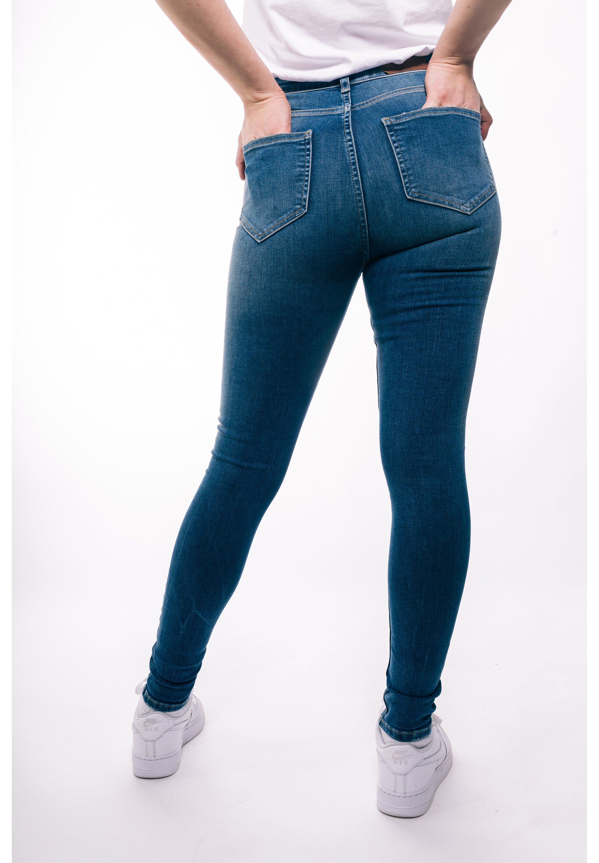 Damen RIPPED HIGH WAIST - Jeans Skinny Fit Damen RIPPED HIGH WAIST - Jeans Skinny Fit