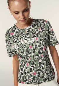 Freddy T-shirt con stampa - allover animalier multicolor