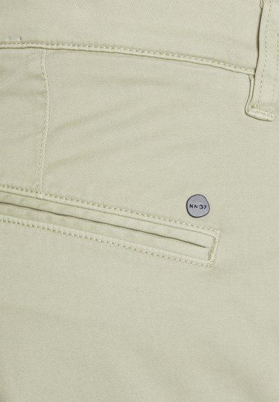 NN.07 MARCO - Chinos - oil green