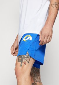 Nike Performance NFL LOS ANGELES RAMS VICTORY SHORT - Sportiniai šortai - hyper royal