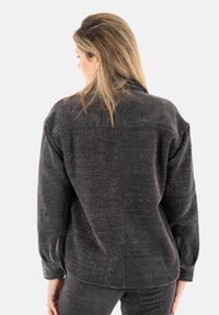 SUN VALLEY YLAYA - Blusa - gris