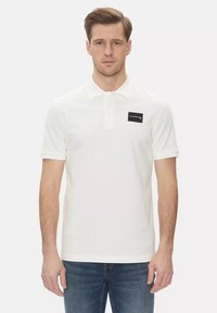 Non selezionato, white