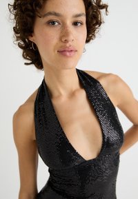 Weekday ALINE SEQUIN HALTERNECK  - Débardeur - black