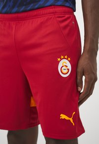 Puma GALATASARAY ISTANBUL HOME REPLICA - Kurze Sporthose - rotorange