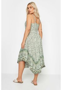 Yours Clothing Vestido informal - green