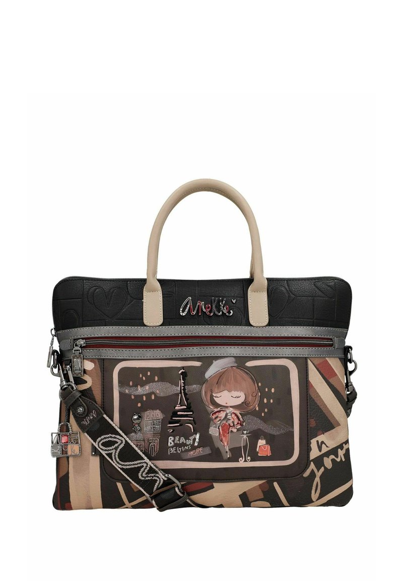 Borsa a tracolla nera e beige con illustrazione di una ragazza, sfondo decorato, dettagli in argento, manici superiori e tracolla rimovibile.