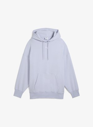 Sudadera con capucha de color púrpura claro, hecha de un tejido suave, cuenta con un bolsillo canguro, puños acanalados y un pequeño logo en el pecho.