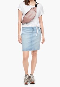 s.Oliver Sac banane - purple