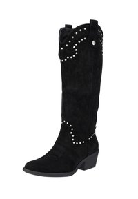 Schwarze Cowboy-Stiefel aus Wildleder mit spitzer Zehe, niedrigem Blockabsatz, dekorativen Nähten und Metallnieten entlang des Schafts und des oberen Teils.