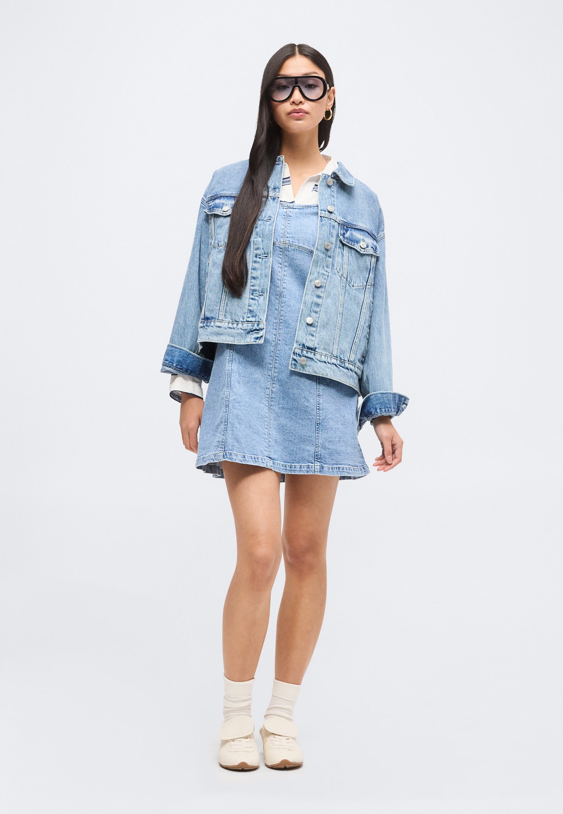 GAP PANELED MINI DRESS - Denim dress - medium wash/blue denim