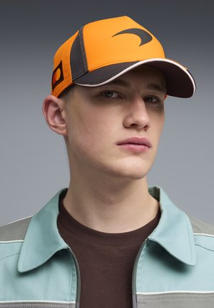 Puma, PUMA X MCLAREN RACING REPLICA TEAM BASEBALL-CAP - Gorra - papaya