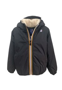 Giacca puff nera con cappuccio, dotata di una cerniera bianca, striscia di accento multicolore e morbido rivestimento in pile beige all'interno del colletto.