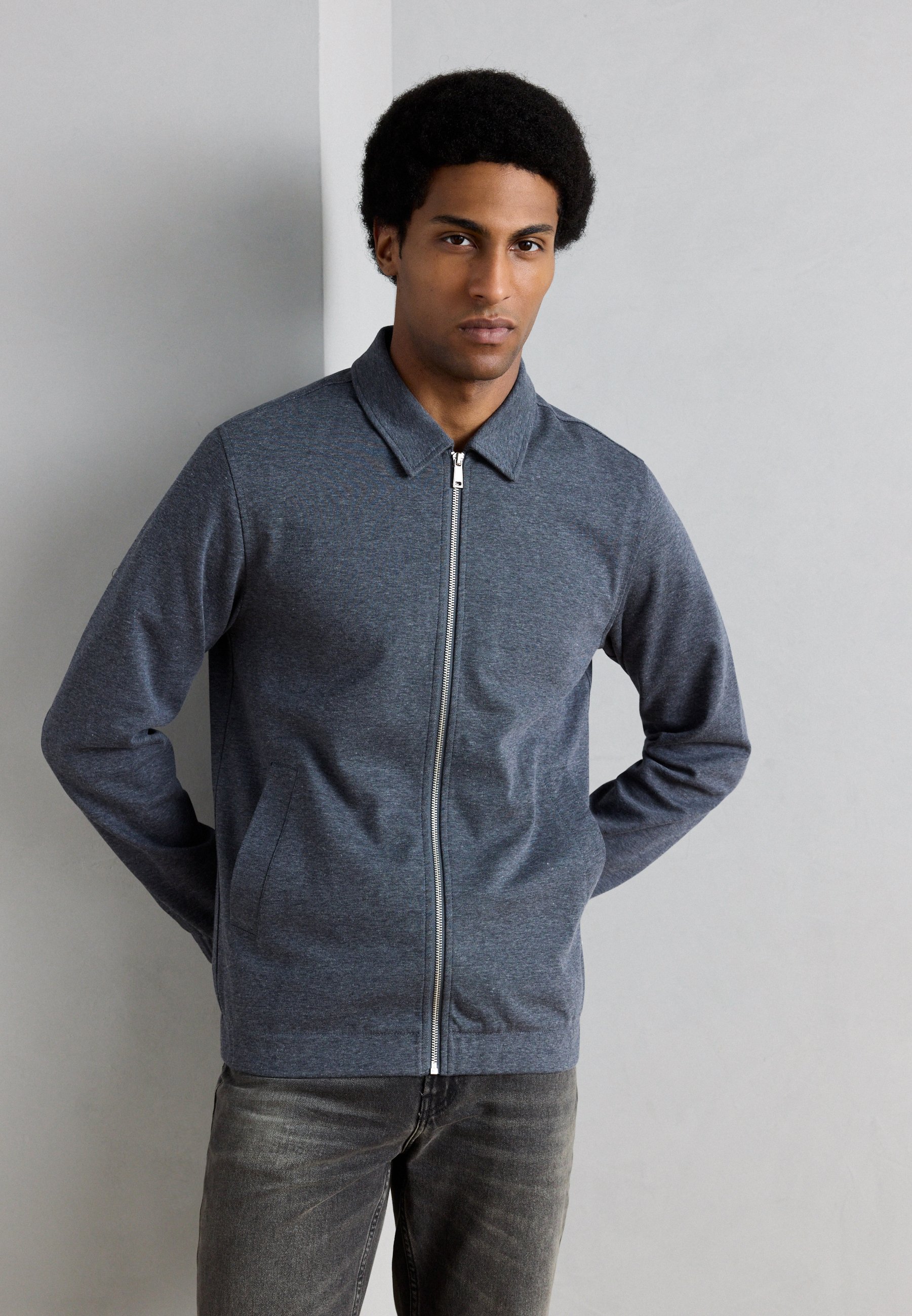 Lindbergh SUPERFLEX ZIP-THROUGH JACKET - Summer jacket - blue mix