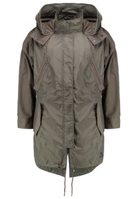 Parka vert olive avec capuche, col montant, fermeture éclair frontale cachée par un rabat, deux poches poitrine zippées et cordons au bas.