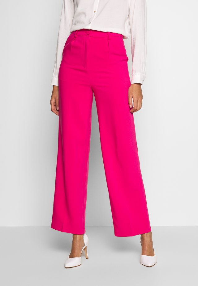 FRONT PLEATED WIDE PANTS - Trousers - pink