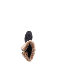 Botín de cuero negro con un suave forro de peluche beige y un diseño holgado. Presenta una puntera redonda y una suela plana para mayor comodidad.