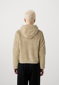 ONLY Petite ONLANNA CONTACT JACKET - Ziemas jaka - humus