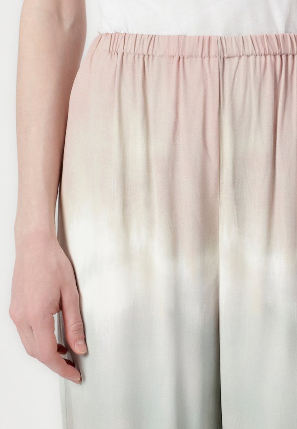 LUNCH  - Tracksuit bottoms - dusty multi spray4