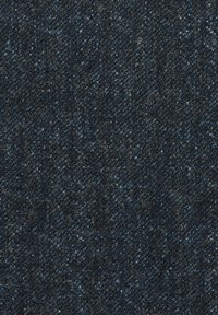 Dunkles Gewebe mit strukturiertem Webmuster in verschiedenen Nachttönen und mit dezenten Grautönen sowie Blautönen. Eingewobene Fäden erzeugen subtile Tiefe und Variationen.