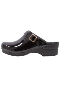 Unselected, black