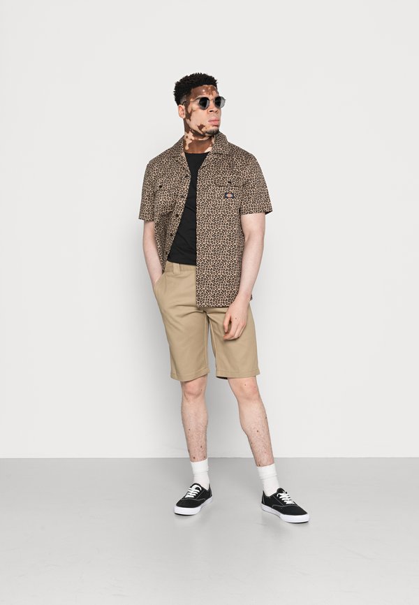 SLIM FIT - Shorts - khaki2