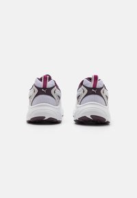 Puma MORPHIC ATHLETIC UNISEX - Sneakers basse - white/midnight plum